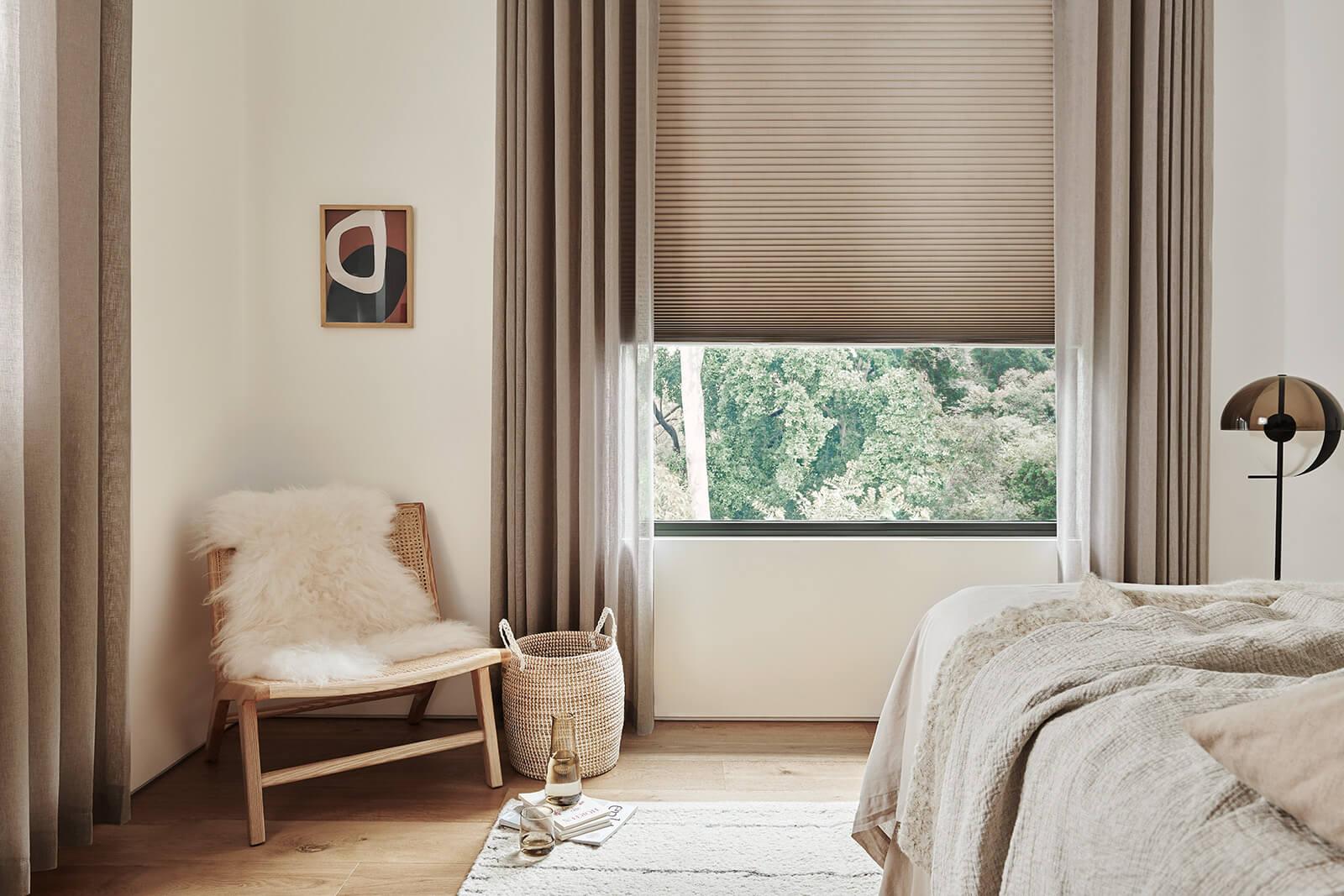 Duette honeycomb shades window blinds
